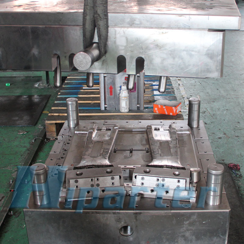 汽車立柱塑料模具圖片,汽車立柱塑料模具圖片大全,青島海培德商貿-