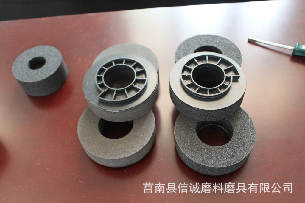 大型花崗巖對輥制砂機