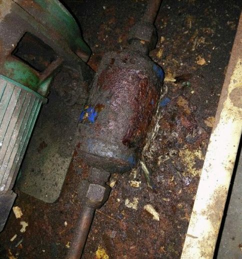 各品牌家用空調(diào)漏液實例圖片分析及磨擦因素探討